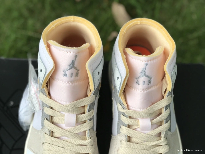 Out  DM9652-100 Inside SE Craft 1 Mid White Grey Jordan 1228